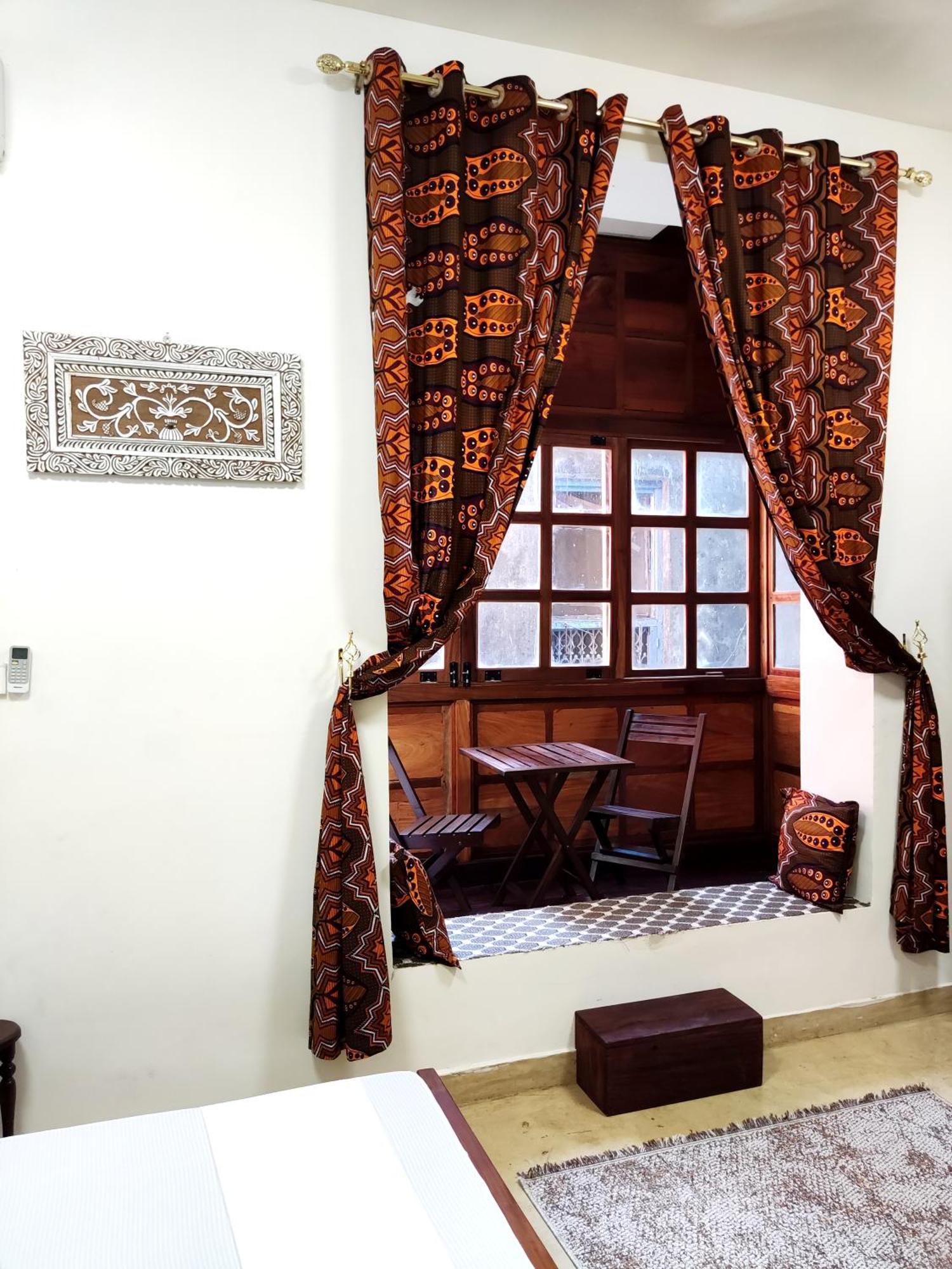 Treasures Of Zanzibar House Bed & Breakfast Екстериор снимка